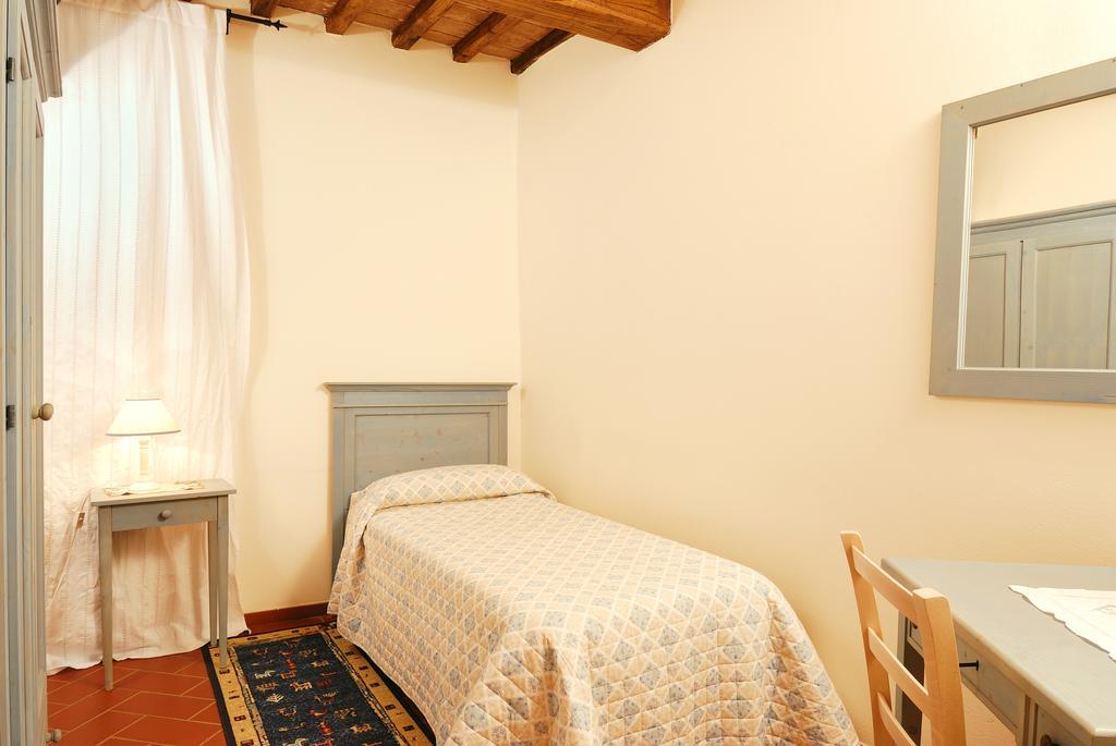 Podere Jana Antico Frantoio Guest House Vinci Room photo