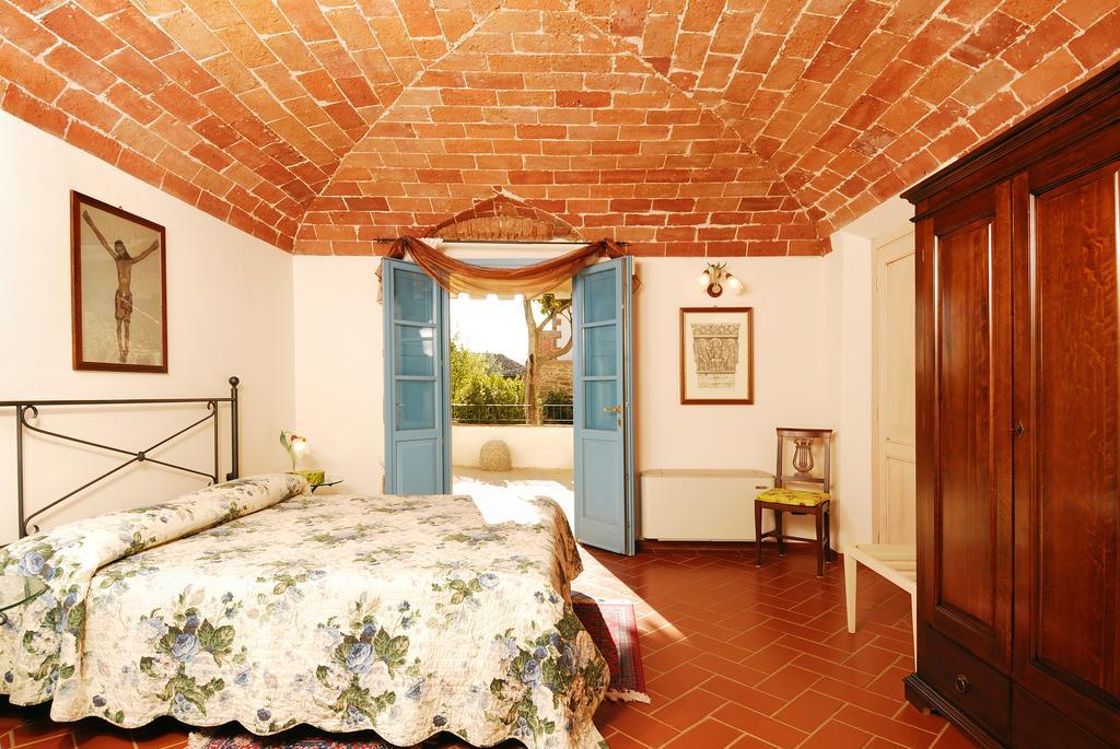 Podere Jana Antico Frantoio Guest House Vinci Room photo